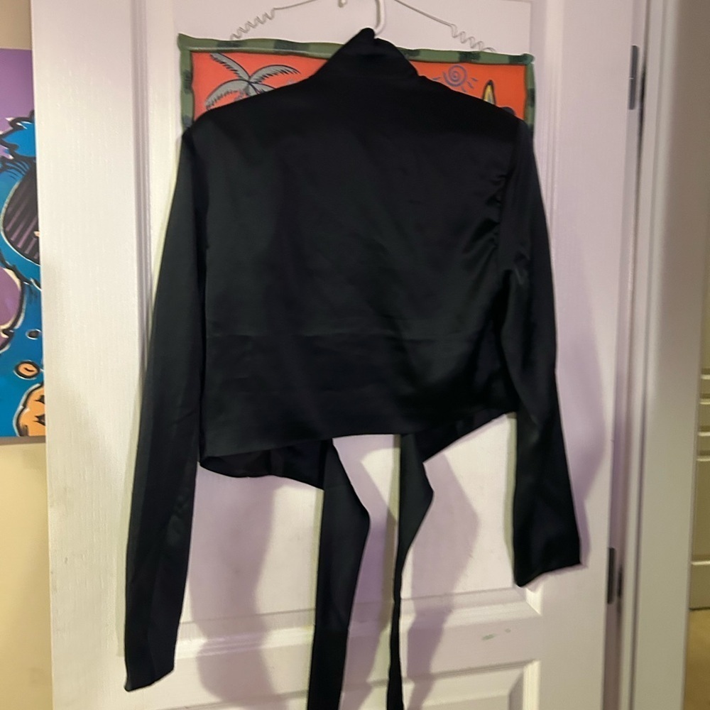 ❤️2/$15 TIE UP SATIN BUSINESS BLOUSE - Picture 5 of 6
